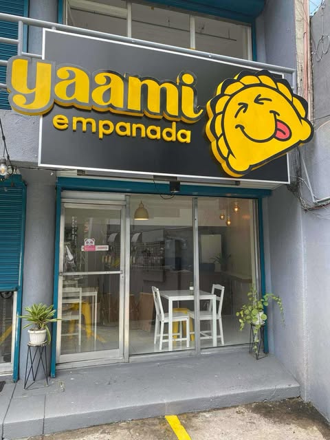 Yaami Empanada storefront in Las Piñas City